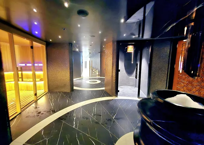 Exclusive 2 Bedroom In Grand Sapphire Casino *