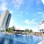 Exclusive 2 Bedroom In Grand Sapphire Casino *